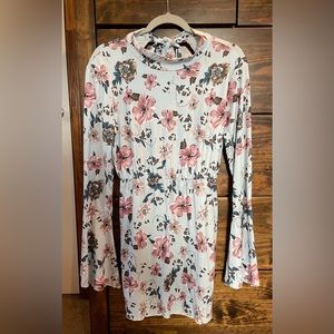 Flower dress/ baby blue, mauve flowers